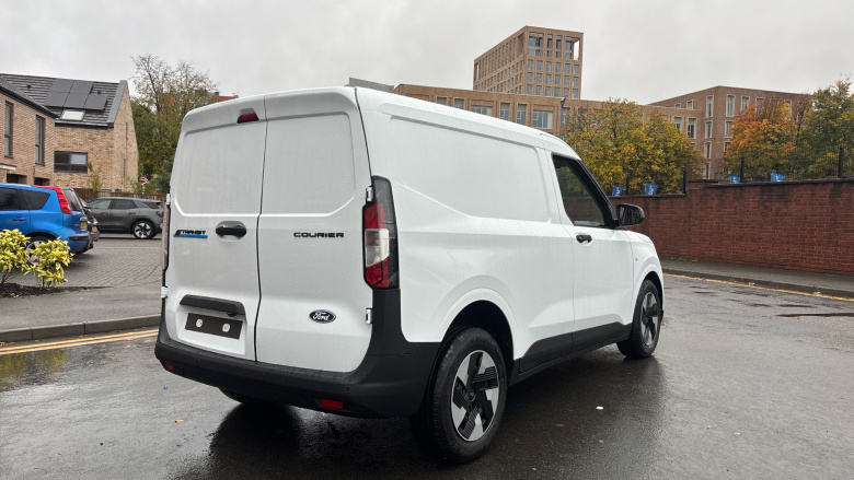 Ford Transit Courier E-Transit Courier 100kW 43kWh Trend Van Auto